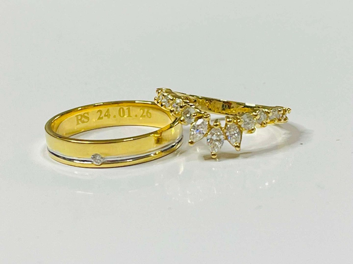 Wedding and engagement set