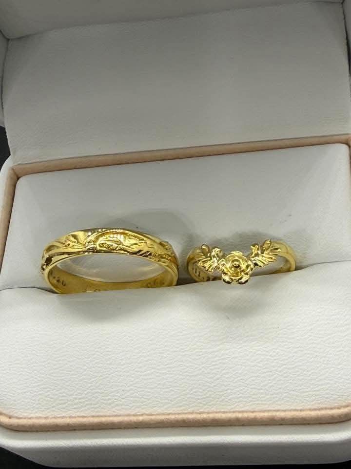 Gold rings in our box
